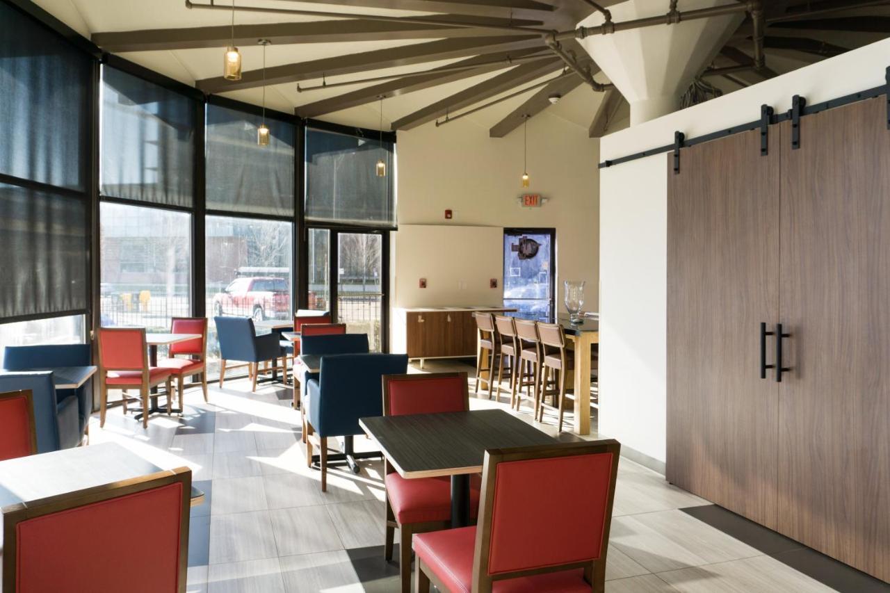 Holiday Inn Express - Columbus Downtown By Ihg Екстер'єр фото